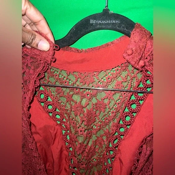 Saylor Celia Elegant Burgundy Lace Dress size XS